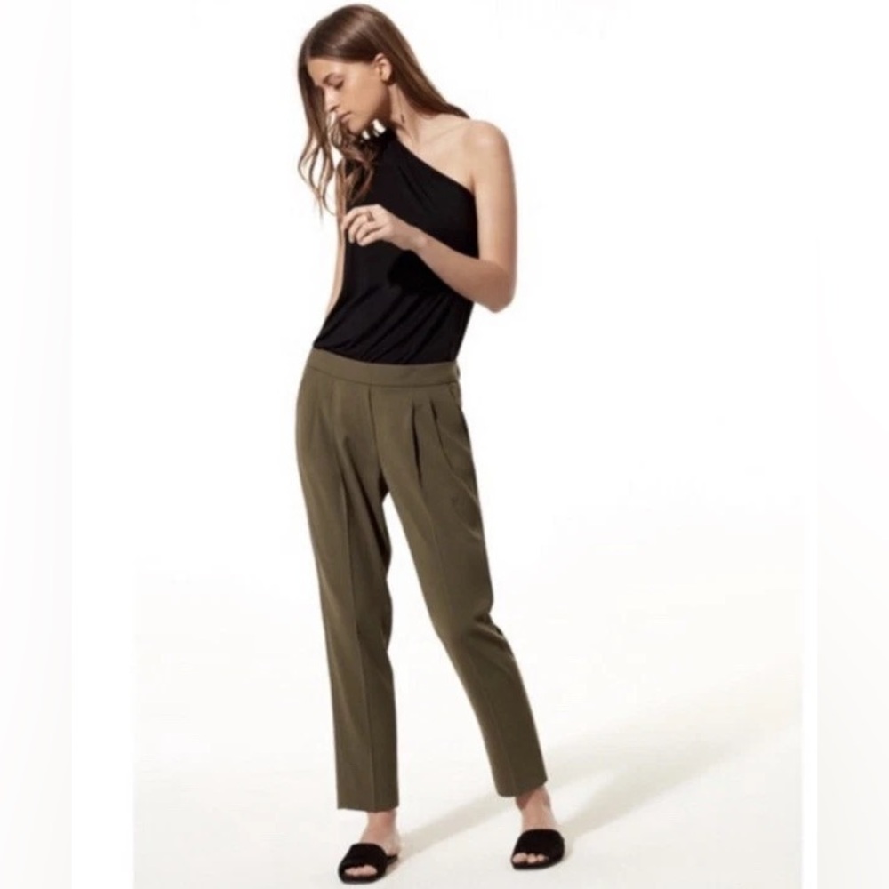 Aritzia Babaton Cohen Crop Pant in Olive